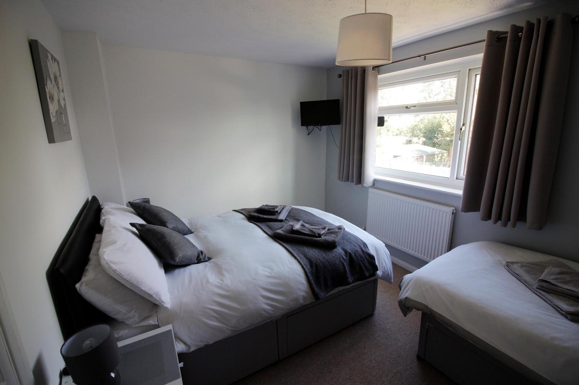 Hinckley Home Sleeps 5 Complete House Leicester Esterno foto