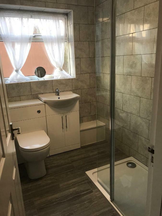 Hinckley Home Sleeps 5 Complete House Leicester Esterno foto